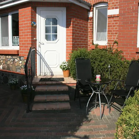 Gartenwohnung, Cleaning Included * Satow